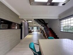 Blk 558 Jurong West Street 42 (Jurong West), HDB Executive #544961861